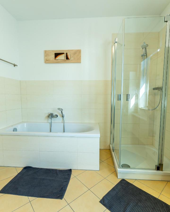Ferienwohnung Jenzigblick Jena Exteriör bild